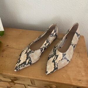 NWOT Able Snakeskin Pattern leather Women's Flats